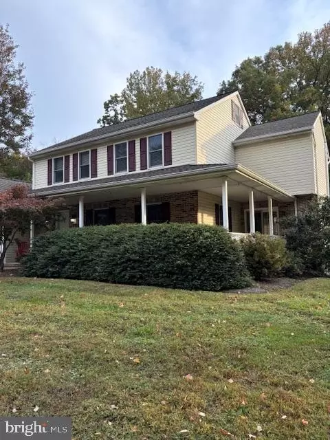 73 Charles St, Elkton, MD 21921