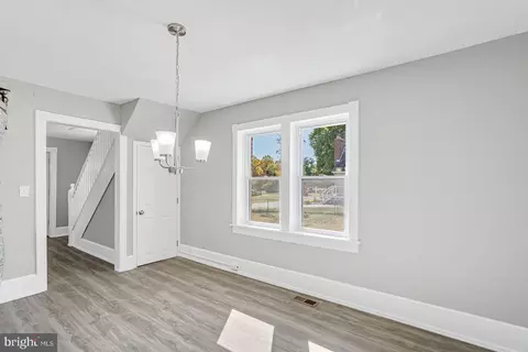 Entry Way - 33 Wright Ave, Elkton, MD 21921 photo 6 of 12
