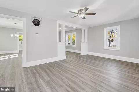 Living - 33 Wright Ave, Elkton, MD 21921 photo 1 of 3
