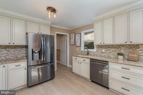 Kitchen - 12 Cox Rd, Colora, MD 21917 photo 4 of 4