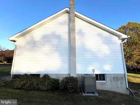 Exterior - 12 Cox Rd, Colora, MD 21917 photo 8 of 11