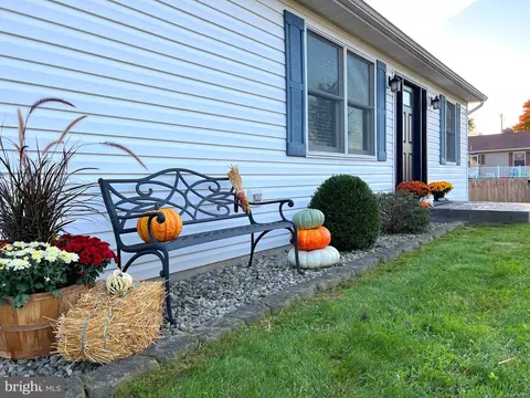 Exterior - 12 Cox Rd, Colora, MD 21917 photo 2 of 11