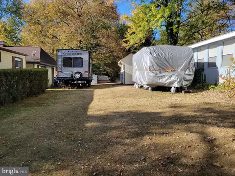 241 Little Beaver Ln #GLEN 1, Earleville, MD 21919