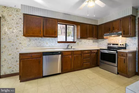 116 Sharpless Dr, Elkton, MD 21921 photo 6