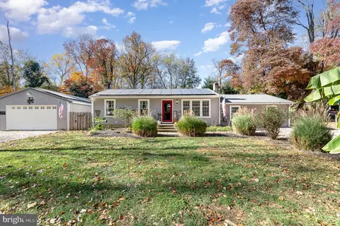 31 Rhode Island Ave, Earleville, MD 21919