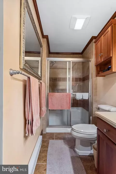 Bath - 130 Irwin Ave, Elkton, MD 21921 photo 6 of 6