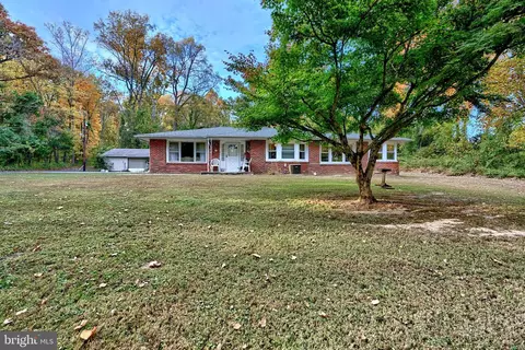 2288 Oldfield Point Rd, Elkton, MD 21921