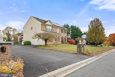 84 Coulson Dr, Colora, MD 21917