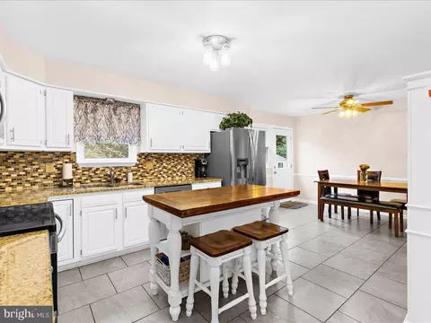 Kitchen - 20 Windmill Ct, Elkton, MD 21921 photo 3 of 4