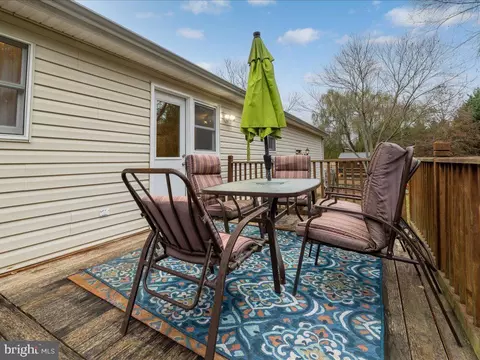 Exterior - 20 Windmill Ct, Elkton, MD 21921 photo 4 of 12