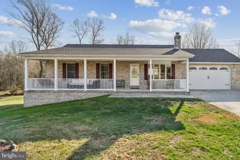 20 Cox Rd, Colora, MD 21917