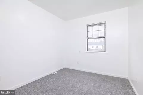 Bedroom - 431 Willow Dr, Elkton, MD 21921 photo 3 of 4