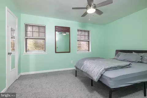 Bedroom - 431 Willow Dr, Elkton, MD 21921 photo 1 of 4