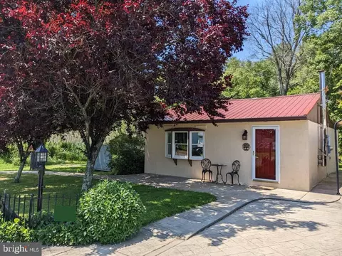 25 Blossom Ln, Elkton, MD 21921