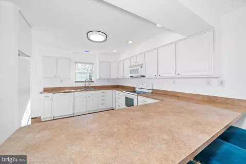 Kitchen - 190 Main St, Warwick, MD 21912 photo 1 of 5