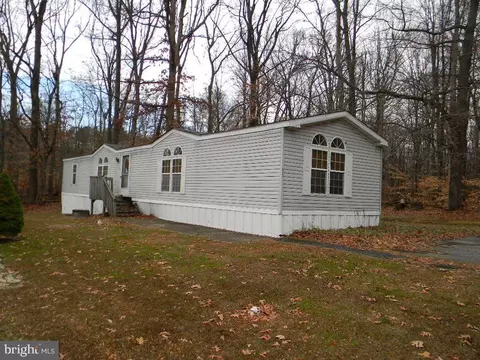 55 Pleasant Hill Dr, Elkton, MD 21921