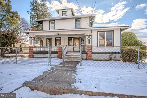 246 Mackall St, Elkton, MD 21921