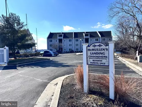 34 Mcmullens Wharf Ct #3C, Perryville, MD 21903