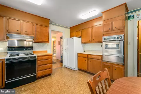 505 Delaware Ave, Elkton, MD 21921 photo 5