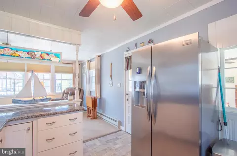 Entry Way - 40 High Rd, Earleville, MD 21919 photo 1 of 3