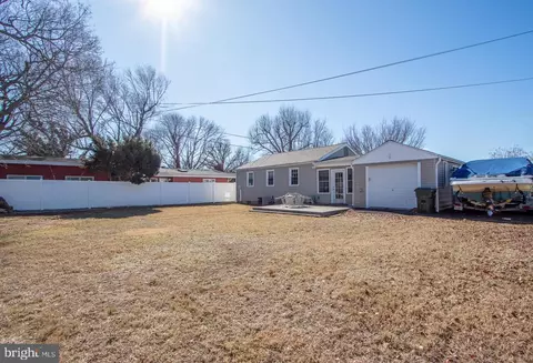 Exterior - 40 High Rd, Earleville, MD 21919 photo 2 of 3