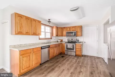 27 Heather Dr, Earleville, MD 21919 photo 3