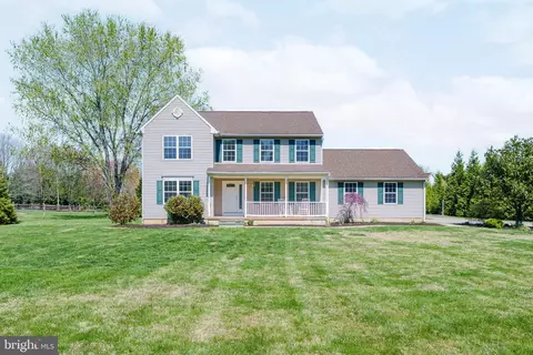 27 Heather Dr, Earleville, MD 21919