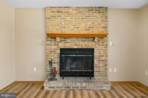 Living - 1003 Old Telegraph Rd, Warwick, MD 21912 photo 4 of 5