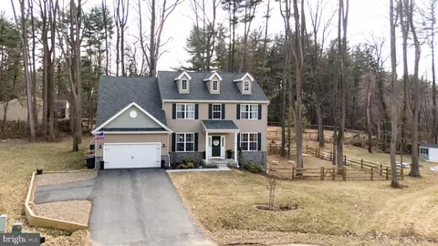24 Pebble Ln, North East, MD 21901