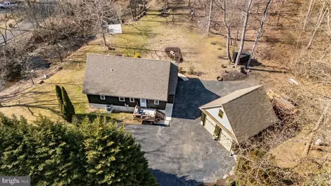 30 Canning House Ln, Conowingo, MD 21918