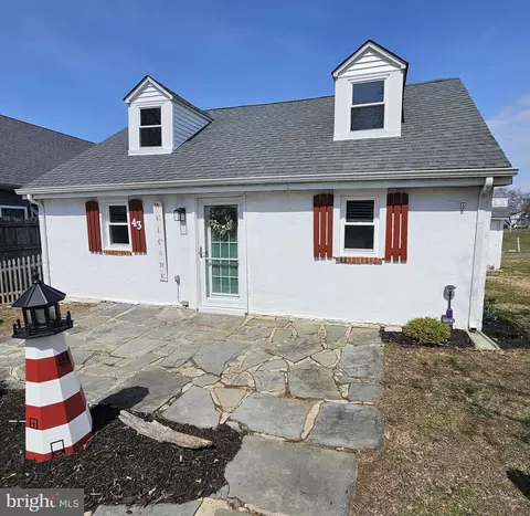 43 New York Ave, Earleville, MD 21919