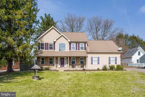 421 Delaware Ave, Elkton, MD 21921