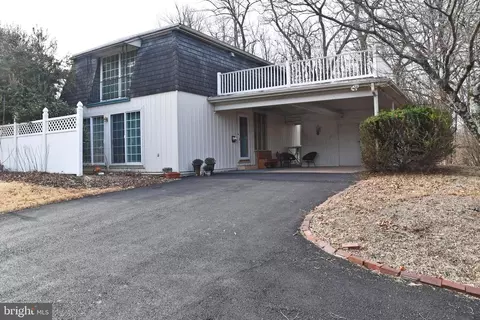 408 Delaware Ave, Elkton, MD 21921