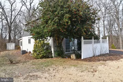 Exterior - 408 Delaware Ave, Elkton, MD 21921 photo 4 of 4