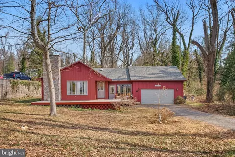 6 Tower Rd, Chesapeake City, MD 21915