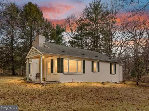 3 Smith Rd, Elkton, MD 21921