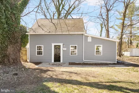 2 W Walnut St, North East, MD 21901