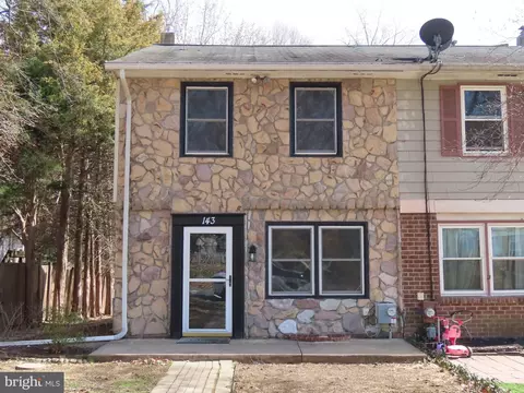 143 E Village Rd, Elkton, MD 21921