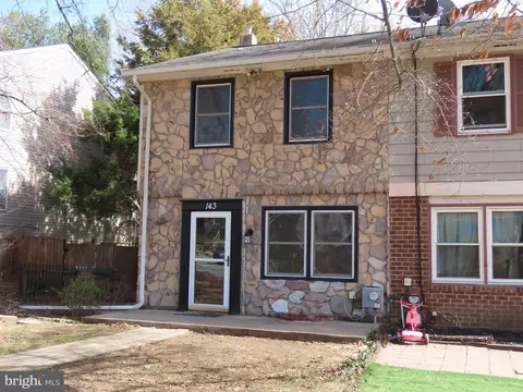 Exterior - 143 E Village Rd, Elkton, MD 21921 photo 2 of 4