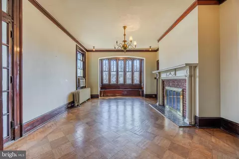 Living - 242 E Main St, Elkton, MD 21921 photo 5 of 13