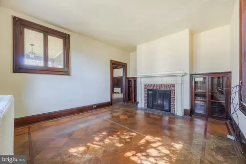 Living - 242 E Main St, Elkton, MD 21921 photo 9 of 13