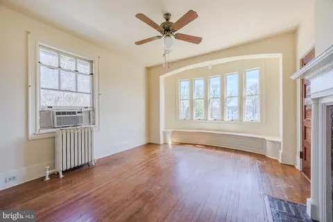 Living - 242 E Main St, Elkton, MD 21921 photo 12 of 13