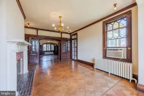 Living - 242 E Main St, Elkton, MD 21921 photo 7 of 13