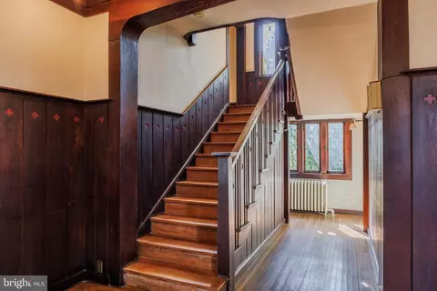 Entry Way - 242 E Main St, Elkton, MD 21921 photo 3 of 7