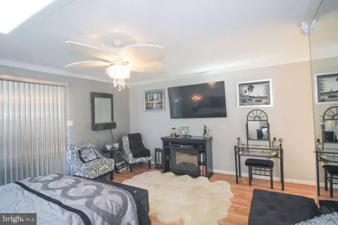 Bedroom - 85 Edgewater Dr, Earleville, MD 21919 photo 5 of 7