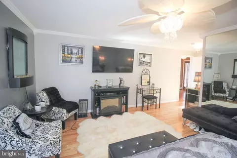 Bedroom - 85 Edgewater Dr, Earleville, MD 21919 photo 3 of 7