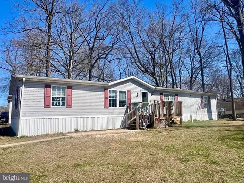 40 Stoney Chase Dr, Elkton, MD 21921