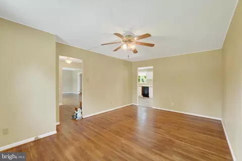 Living - 31 Andora Dr, Elkton, MD 21921 photo 4 of 4