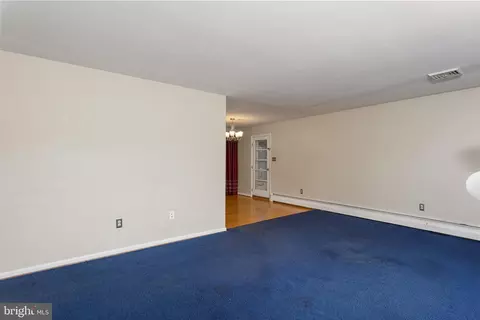 Living - 16 4th Ave, Elkton, MD 21921 photo 1 of 1