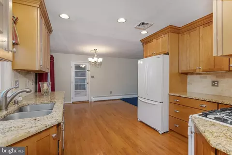 Kitchen - 16 4th Ave, Elkton, MD 21921 photo 2 of 4